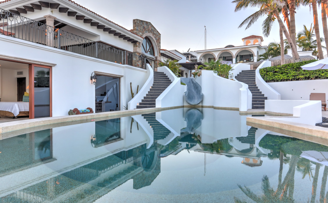 Casa La Laguna - Los Cabos Luxury Beachfront Villa